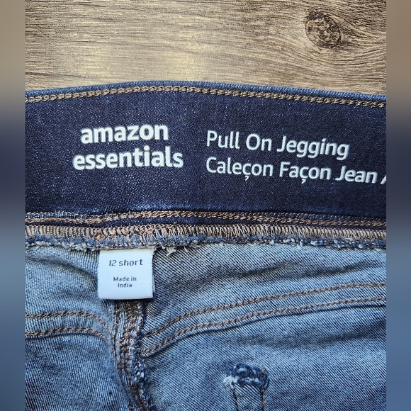 Amazon Essentials Pull On Classic Blue Denim Jeggings Jeans - Picture 5 of 5